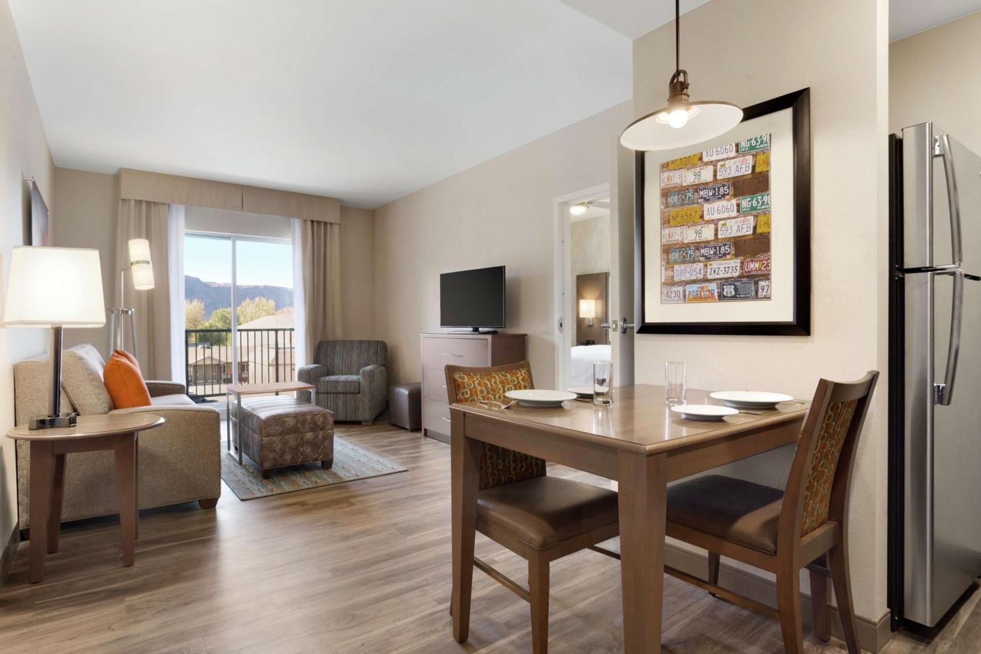 Homewood Suites By Hilton Moab Bagian luar foto